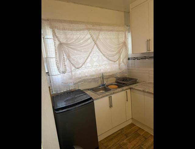 2 BEDROOM APARTMENT FOR SALE IN FLORIDA